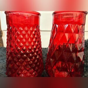 Set of 2 Elegant Red Textured Glass Vases – Floral Decor, Great Condition